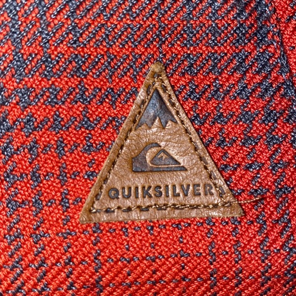 Quick Silver plaid jacket. - Picture 4 of 8